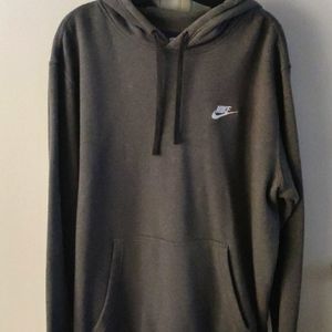 Nike pullover